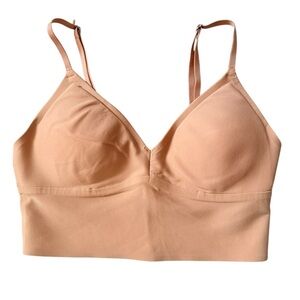 Gilly Hicks No Show Longline Triangle Bra – Size XS